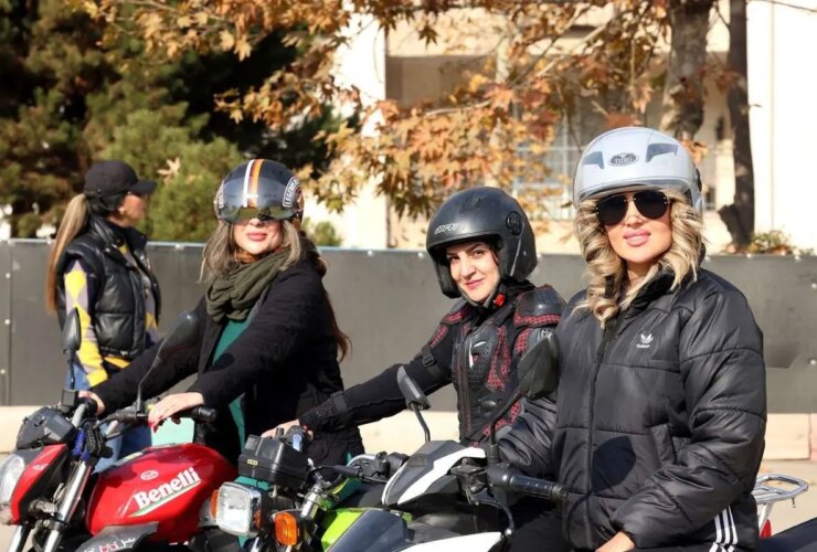 تصاویر; آموزش موتور سواری به بانوان در تهران