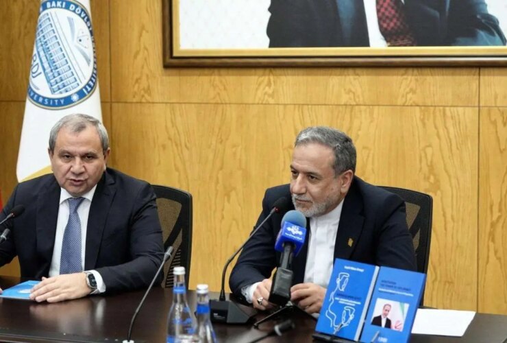 سخنرانی عراقچی در دانشگاه دولتی باکو