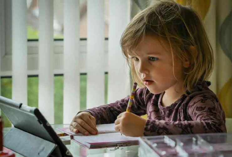 مددکاران اجتماعی قلب تپنده عدالت در سلامت کودکان هستند 12 مددکاران اجتماعی قلب تپنده عدالت در سلامت کودکان هستند