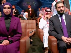 جولانی و همسرش شروع به گریه کردند 8 جولانی و همسرش شروع به گریه کردند