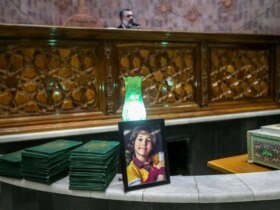 تصاویر; حاشیه و متن مراسم ترحیم خانواده معاون رئیس جمهور 9 تصاویر; حاشیه و متن مراسم ترحیم خانواده معاون رئیس جمهور