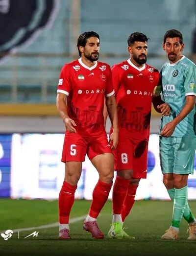 پیکان با نتیجه 0-1 مغلوب پرسپولیس شد. رهبری با چیپ اورونوف 3 photo_2025-12-09_18-08-46