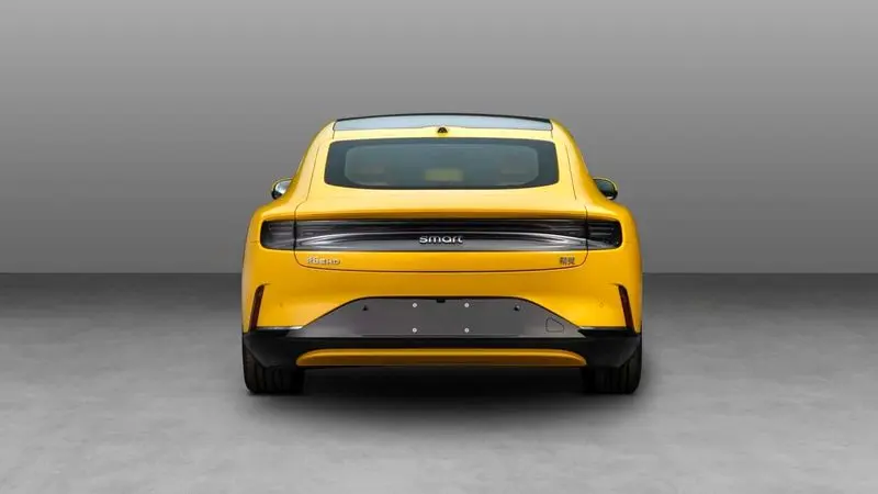 هوشمند دیگر کوچک نیست. ورود به دنیای سدان های غول پیکر 4 سدان هوشمند