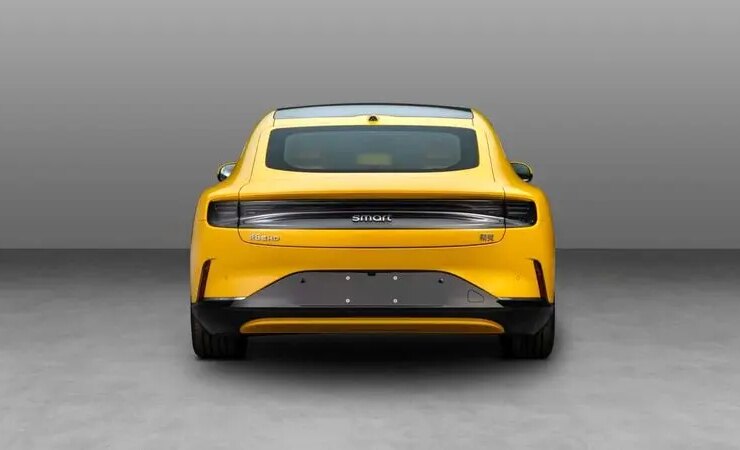 هوشمند دیگر کوچک نیست. ورود به دنیای سدان های غول پیکر 14 سدان هوشمند