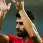 وضعیت عجیب گل محمدی چلیک; از دقیقه 20 10 نفر بودند!