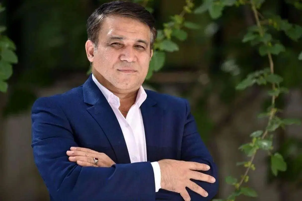 واکنش تند مدیرعامل استقلال به تصمیم داور استقلال ملوان