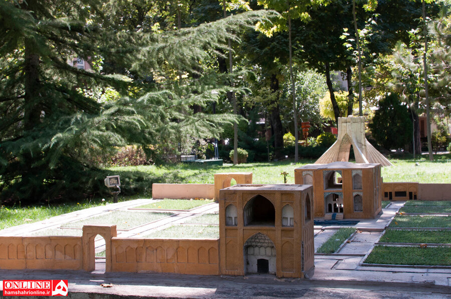 پاییز در باغ موزه های تهران/ 5 مکان جذاب برای سفر آخر هفته به تهران 13 پاییز در باغ موزه های تهران/ 5 مکان جذاب برای سفر آخر هفته به تهران