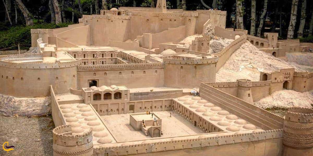 پاییز در باغ موزه های تهران/ 5 مکان جذاب برای سفر آخر هفته به تهران 18 پاییز در باغ موزه های تهران/ 5 مکان جذاب برای سفر آخر هفته به تهران