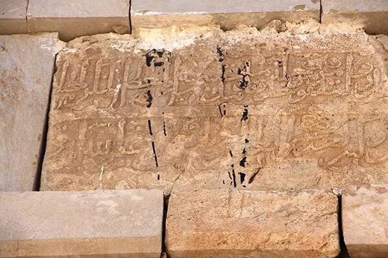 خرابکاری روی قبر جاماسب! 8 جاماسب