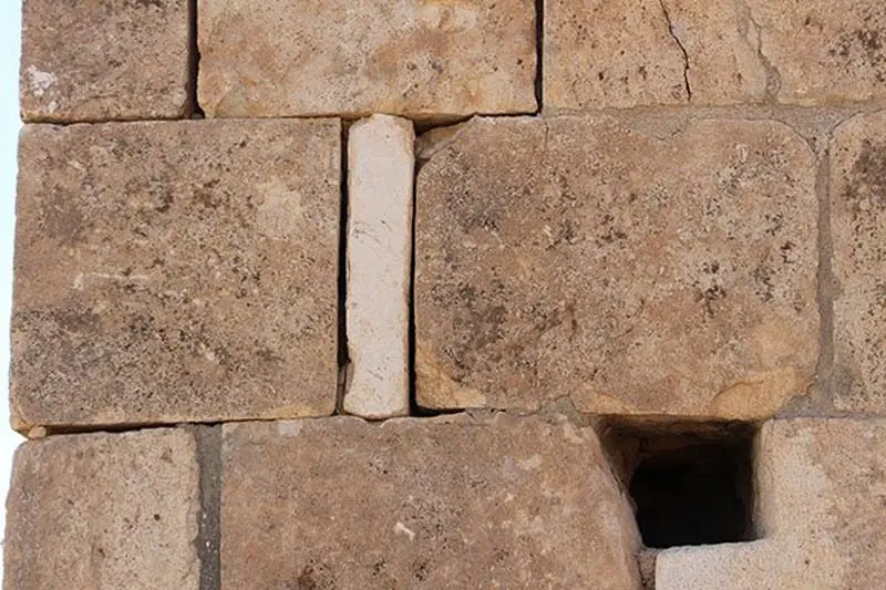 خرابکاری روی قبر جاماسب! 13 جاماسب