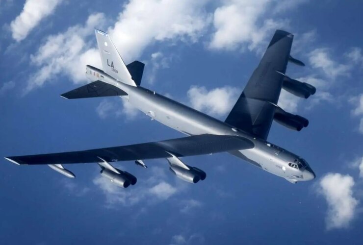 بمب افکن های هسته ای آمریکا علیه روسیه و چین پرواز کردند 30 بمب افکن های هسته ای آمریکا علیه روسیه و چین پرواز کردند