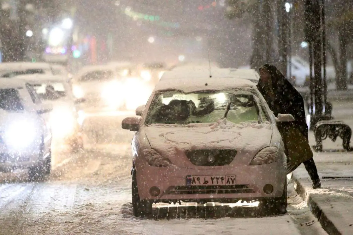 هشدار پلیس راه در خصوص لغزنده بودن جاده های کشور و دید ضعیف افقی/پرهیز از سفرهای غیرضروری 1 هشدار پلیس راه در خصوص لغزنده بودن جاده های کشور و دید ضعیف افقی/پرهیز از سفرهای غیرضروری