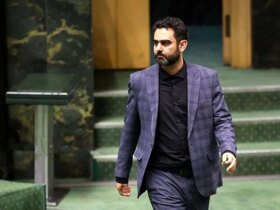 امیرحسین کارشناس شبکه افوگ خطاب به طبطی می گوید: گربه نباش!