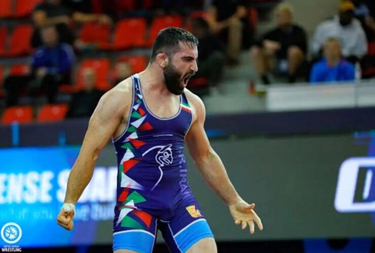 مبارزه سخت حسن یزدانی با مقام سوم جهان در فینال