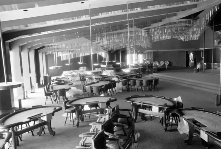 هتل کازینو آبعلی، تصویری از شکوه مدرن که در سکوتی متروک امتداد می یابد 20 هتل کازینو آبعلی، تصویری از شکوه مدرن که در سکوتی متروک امتداد می یابد