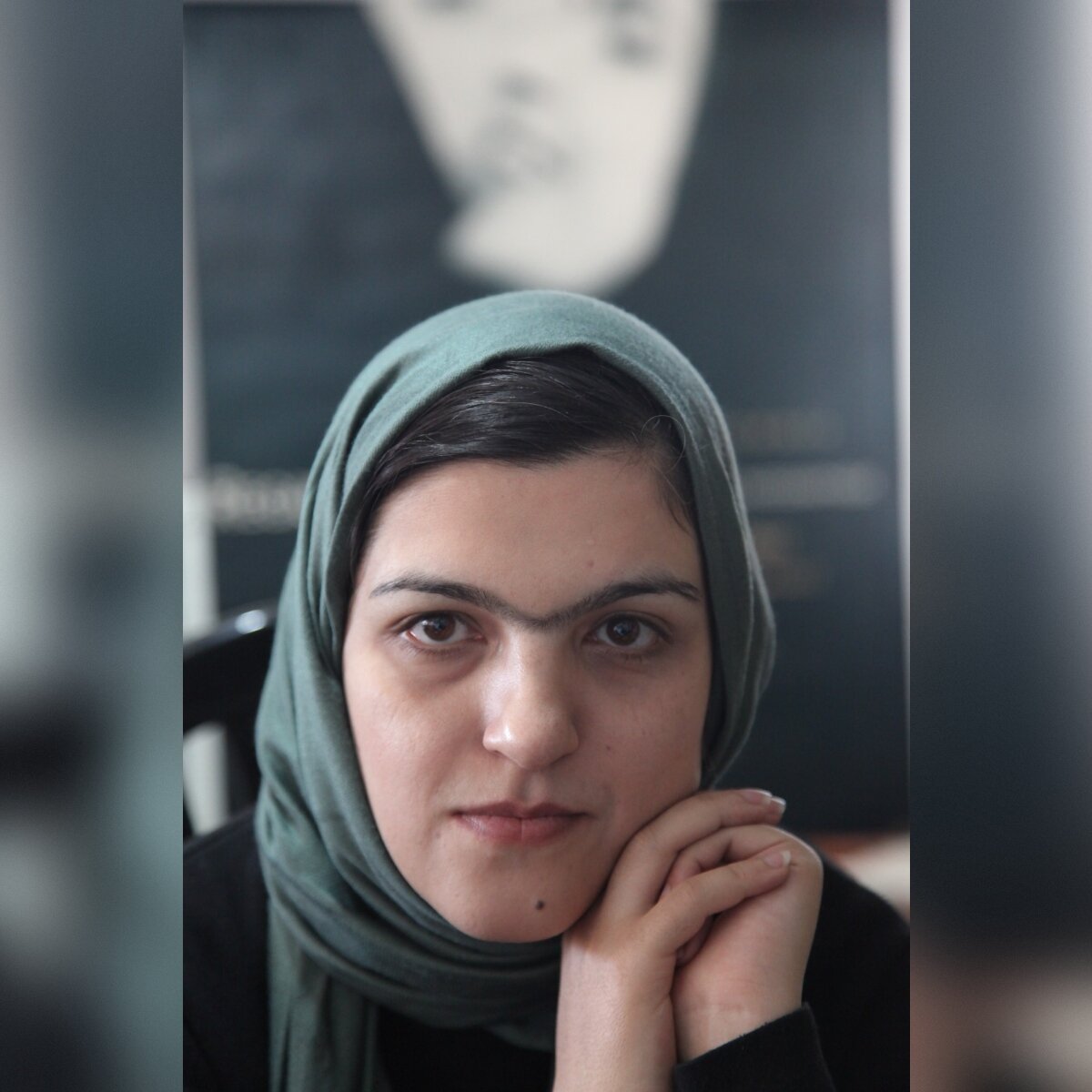 تضاد کلاری بین انتقاد از «الوهیت کارگردان» و تسلیم به «الوهیت تصویر» 1 تضاد کلاری بین انتقاد از «الوهیت کارگردان» و تسلیم به «الوهیت تصویر»