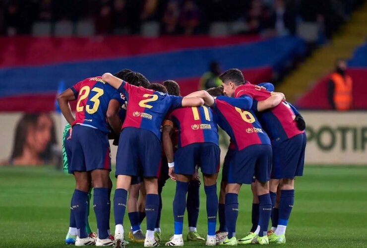 پخش زنده؛ بارسلونا مقابل اوساسونا [ ۰ - ۰ ] / نیمه اول