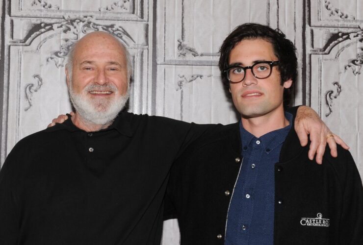 یک کارگردان و بازیگر سرشناس هالیوود و همسر/پسر زوجش مظنون به قتل در خانه خود هستند.