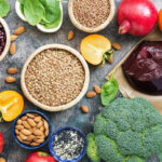 کدام غذاها سرشار از آهن هستند؟ + علائم کمبود آهن در بدن