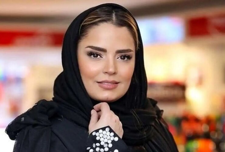 سپیده خداوردی بازیگر سریال «یارید» در حال یادگیری پیانو است 16 سپیده خداوردی بازیگر سریال «یارید» در حال یادگیری پیانو است