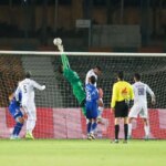 فرار از شهر اورشلیم؛ در ورزشگاه امام رضا - استقلال گلگهار