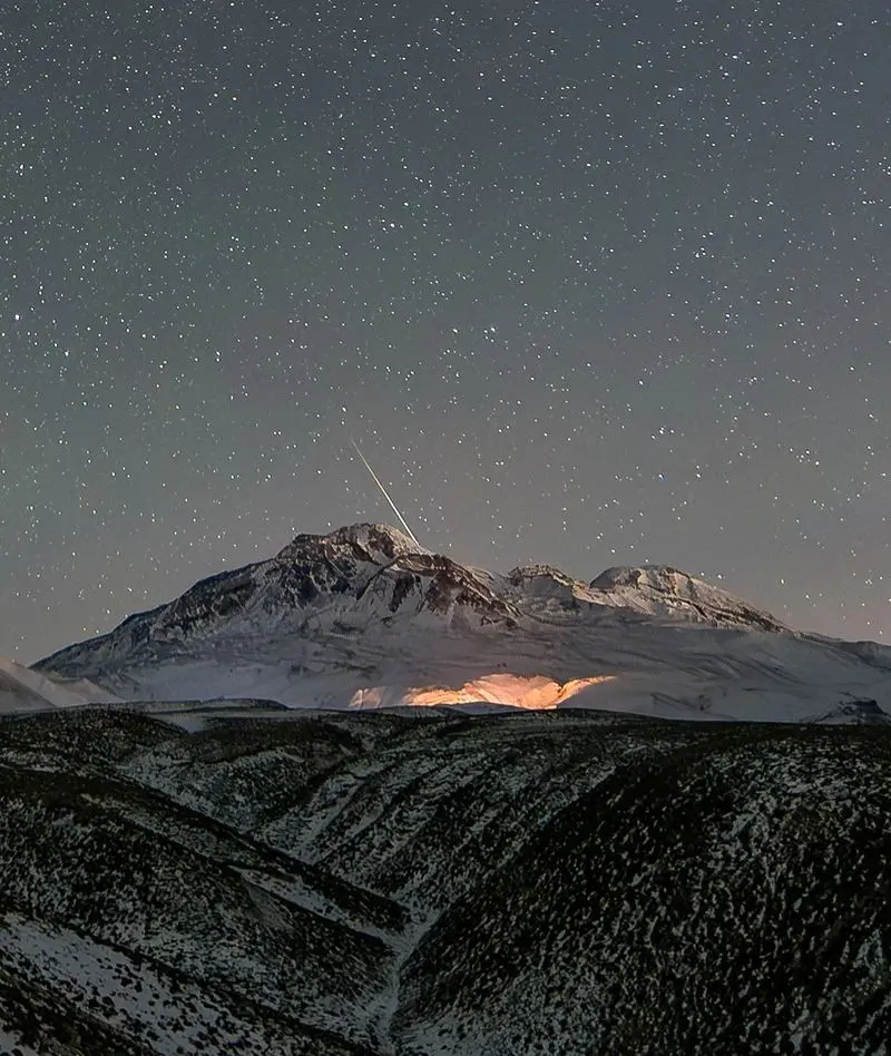 اوج بارش شهابی جمینید بر فراز کوه سبلان 1 سبلان