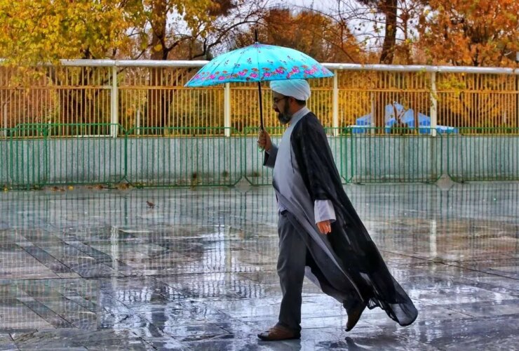 تصاویر; در قم باران می بارد