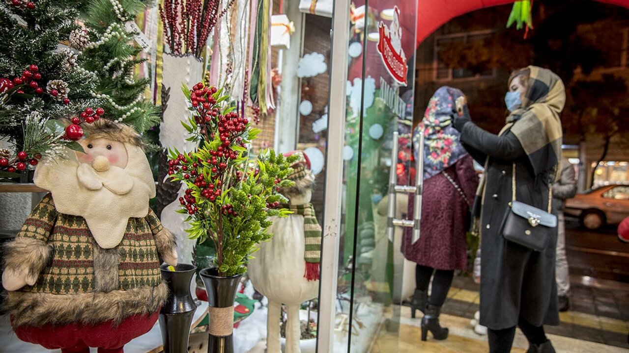 در آخرین روزهای پاییز کجا برویم؟/ تهران گردی در حال و هوای کریسمس 1 در آخرین روزهای پاییز کجا برویم؟/ تهران گردی در حال و هوای کریسمس