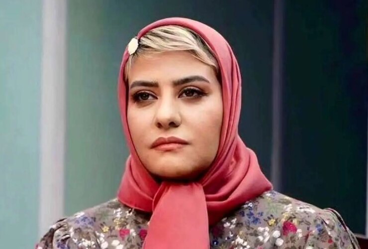 رابعه اسکویی در کنار استاد محمدعلی کشاورز ۲۰ سال پیش