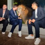 عکس؛ لیونل در کنار لیونل