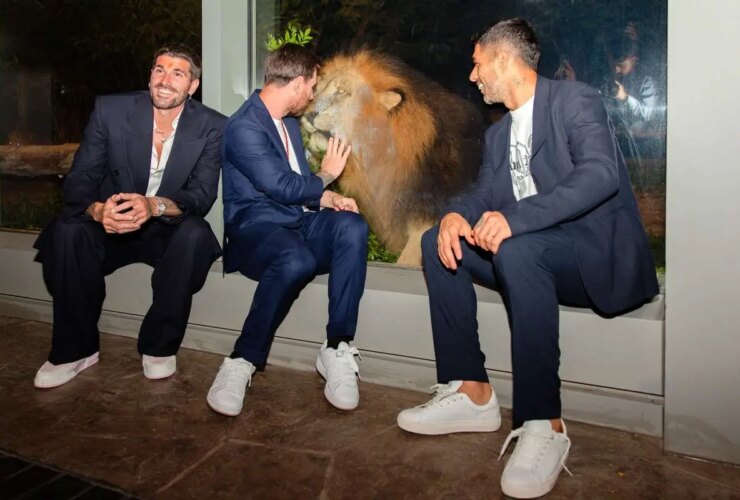 عکس؛ لیونل در کنار لیونل