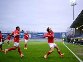 درگیری اکرت و جهانبخش به نفع مهاجم ایرانی الاصل پایان یافت 9 درگیری اکرت و جهانبخش به نفع مهاجم ایرانی الاصل پایان یافت