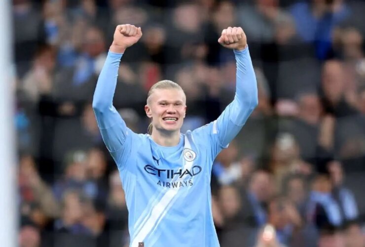 ثبت سابقه تاریخی بچه غول; هلند شاخ رونالدو را شکست! 28 ثبت سابقه تاریخی بچه غول; هلند شاخ رونالدو را شکست!