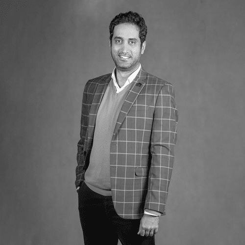 رسانه لایف اخبار و تصمیمات نسل Z را غیرقانونی به تصویر می کشد 23 رسانه لایف اخبار و تصمیمات نسل Z را غیرقانونی به تصویر می کشد