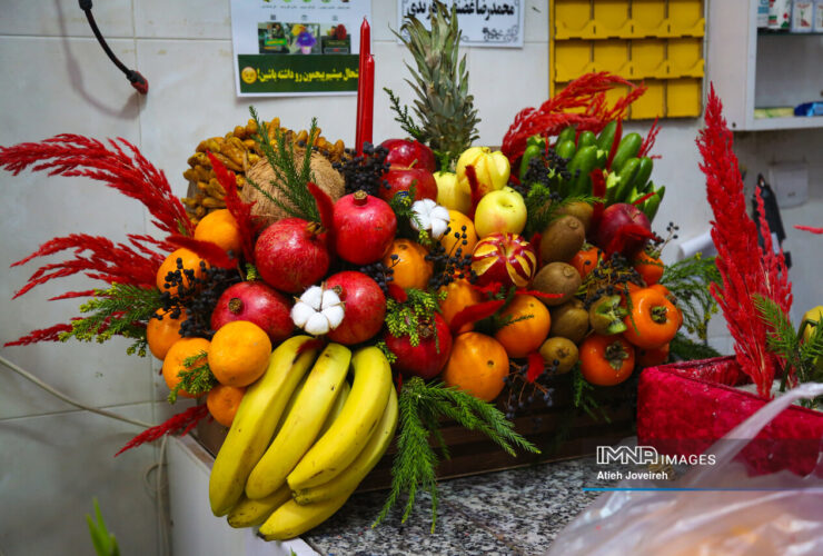پرخوری در شب یلدا ممنوع است 24 پرخوری در شب یلدا ممنوع است