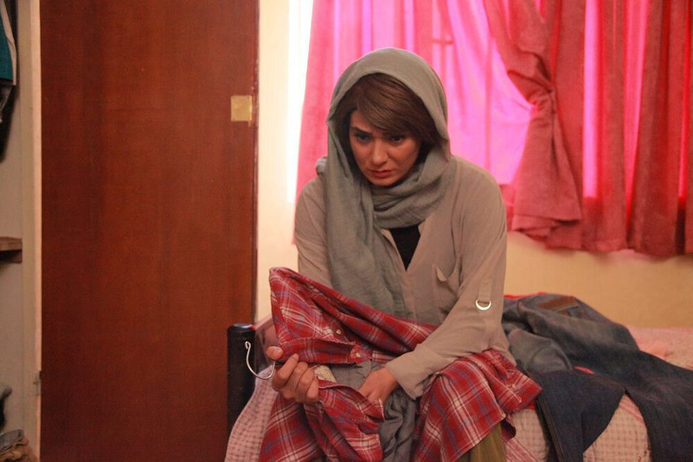 "آن دیگری" روی پرده نابود شد. با اینکه فروش فیلم خوب بود، سالن های سینما کم شد!