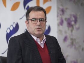 در جشن حافظ و اعطای جایزه به امیر حسین قیاسی