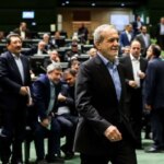 پزشکان و تیم اقتصادی دولت فردا به مجلس می روند