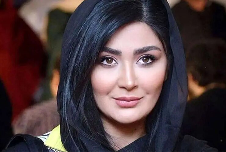 شب یلدا 1404: طراحی میز کنار تخت به سبک مریم معصومی