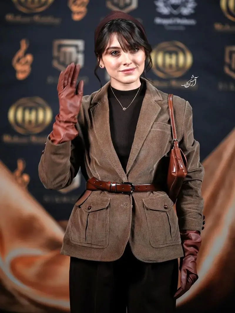 استایل و هارمونی جدید فاطمه مسعودی فر بازیگر سریال ذهاب کاری 5 فاطمه مسعودی