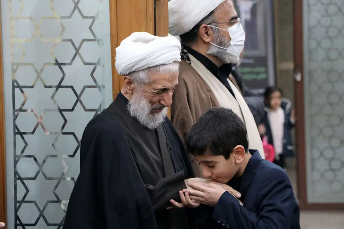 تصویر تبلیغاتی در چهلمین روز درگذشت فرزند کاظم صدیقی