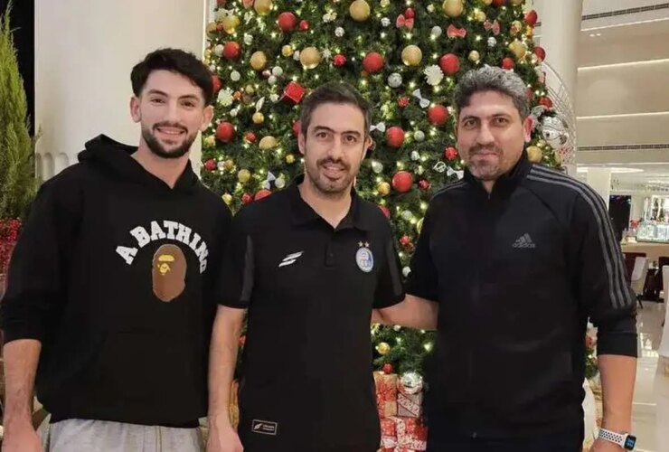 دیدار بازیکن سابق تیم ملی با خسرو و وریا در بحرین