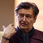 اشک های رضا رویگیری در خانه سالمندان; دیدی خانه ام را خراب کردی؟