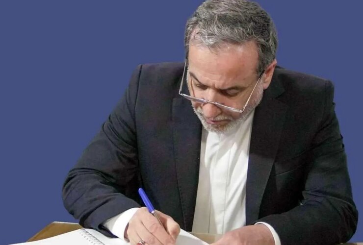 پیام تبریک عراقچی به مناسبت سالروز میلاد مسیح