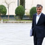 خبرگزاری فارس: 5 گزینه به جای فرزین معرفی شد