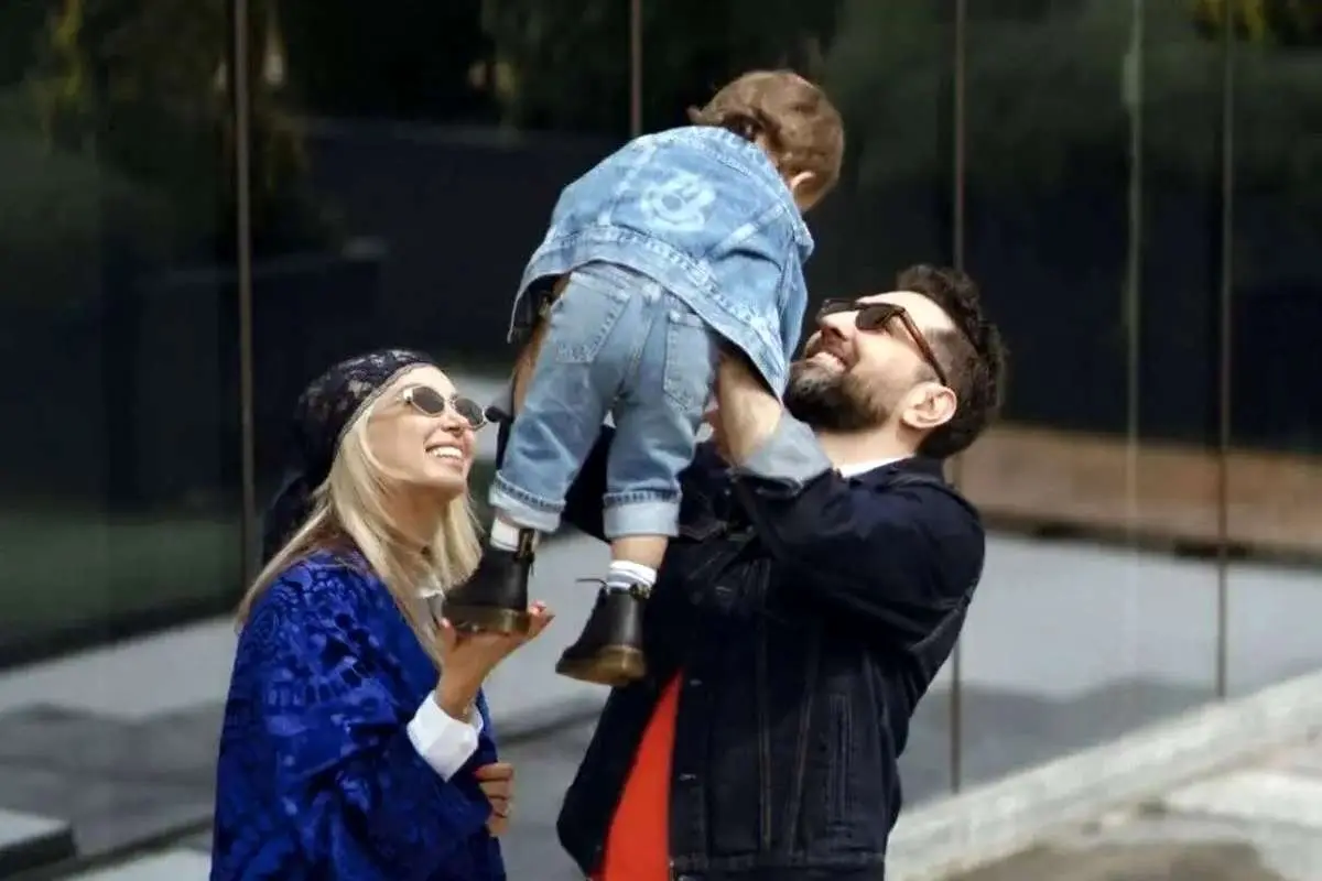 بهرام رادان و همسرش در سفر به قشم