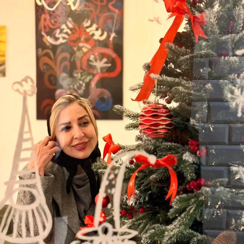 مرجانه گلچین