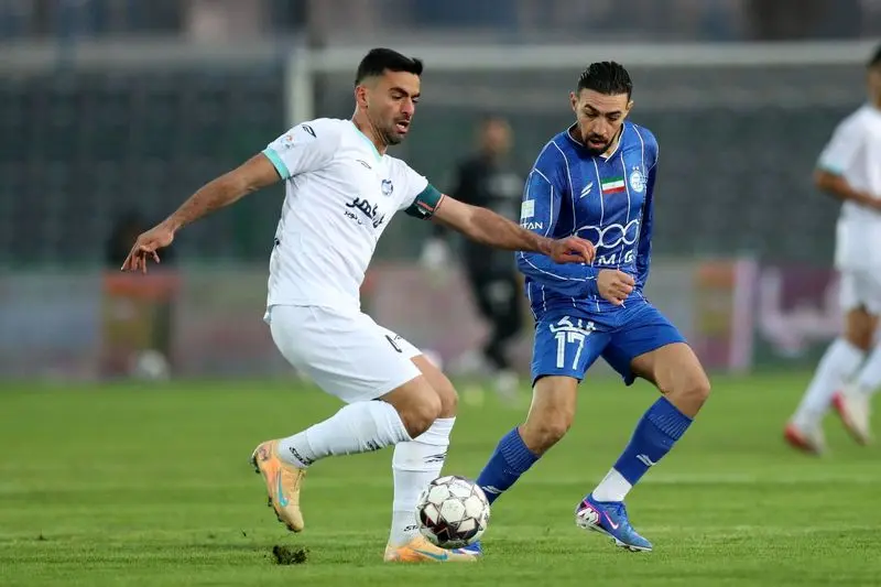 استقلال مقابل گل گهر سیرجان با نتیجه 0-1 شکست خورد. دست تارتار روی ساپینتو 5 photo_۲۰۲۵-۱۲-۲۸_۱۷-۰۱-۴۹