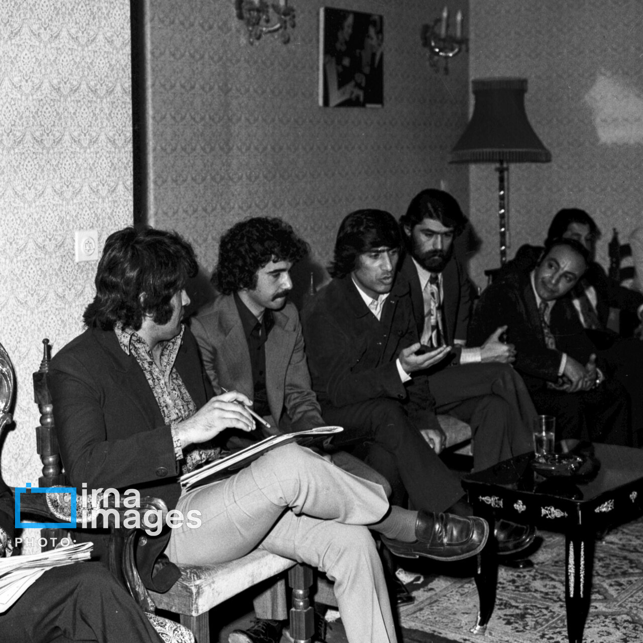 عکس های کمتر دیده شده در خانه هنرمندان سینما از دهه سوم زندگی بهرام بیضایی / 53 سال پیش 4 عکس های کمتر دیده شده در خانه هنرمندان سینما از دهه سوم زندگی بهرام بیضایی / 53 سال پیش