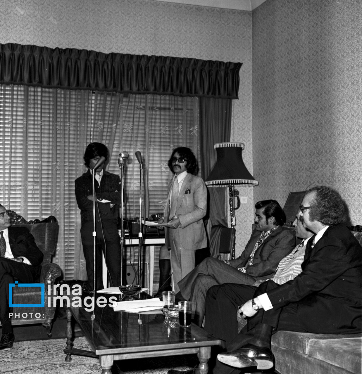 عکس های کمتر دیده شده در خانه هنرمندان سینما از دهه سوم زندگی بهرام بیضایی / 53 سال پیش 1 عکس های کمتر دیده شده در خانه هنرمندان سینما از دهه سوم زندگی بهرام بیضایی / 53 سال پیش